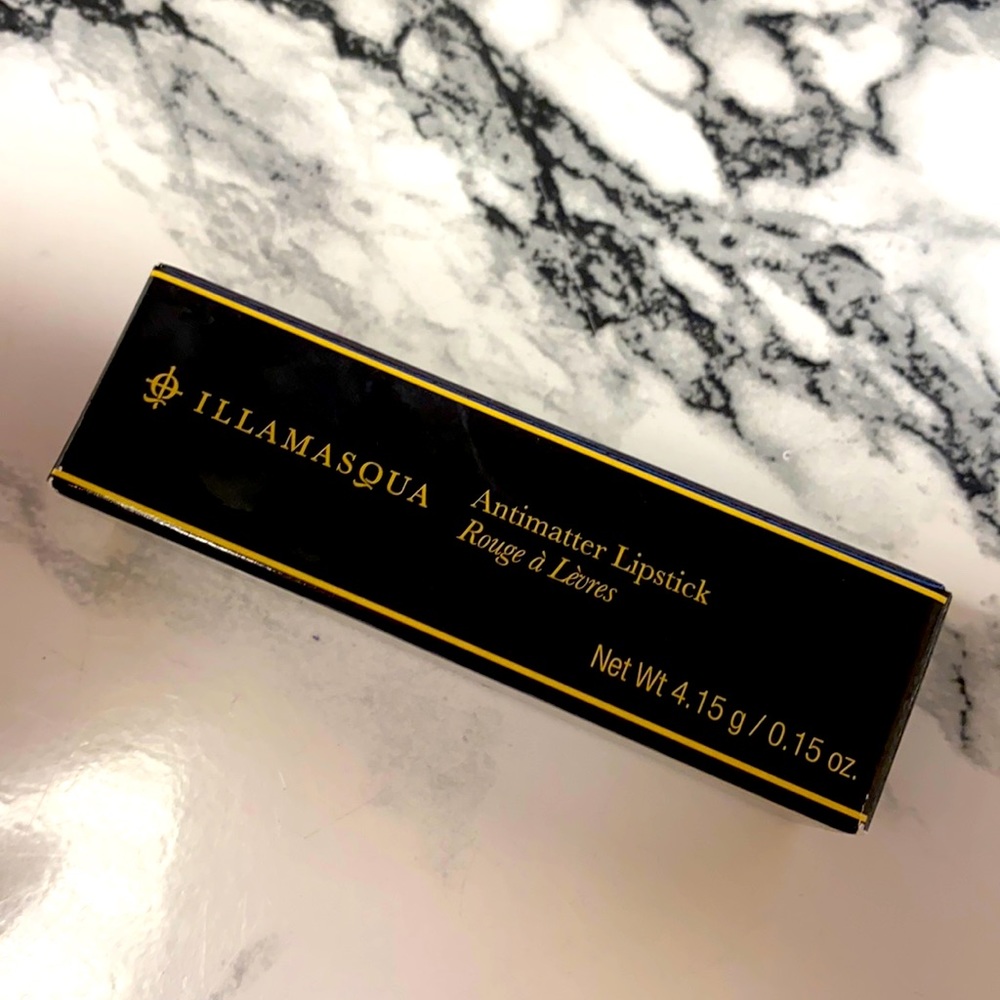 Illamasqua Antimatter Lipstick in Midnight
